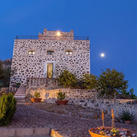 Castello Malicas فندق Galtellì