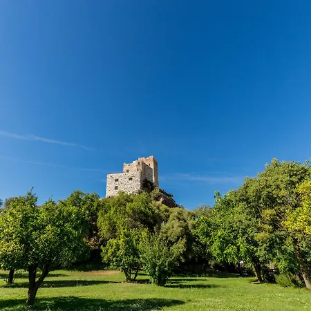 Castello Malicas 2*