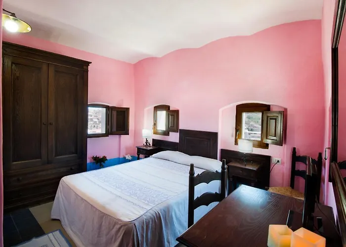 Castello Malicas Hotell 2*