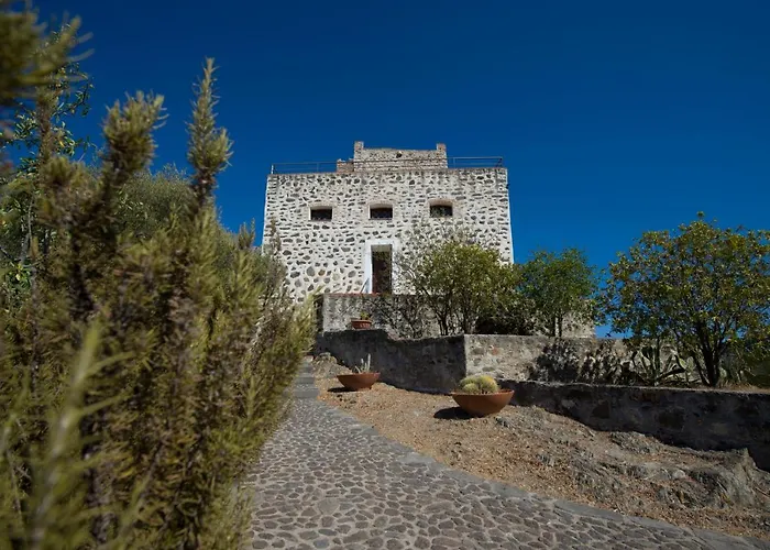 Castello Malicas Hotell 2*