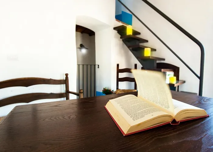 Castello Malicas Hotell