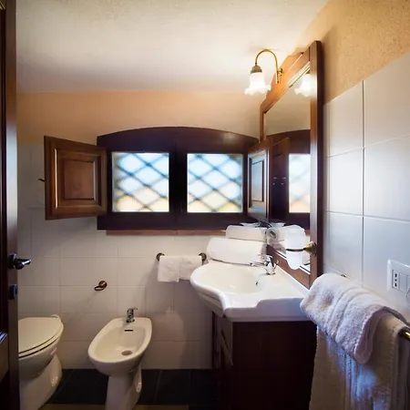 Castello Malicas Hotel 2*