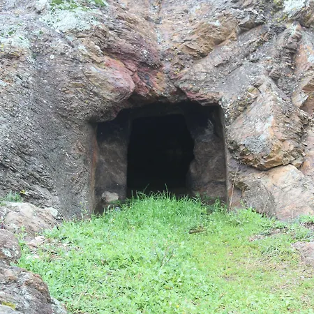 Castello Malicas Hotel 2*