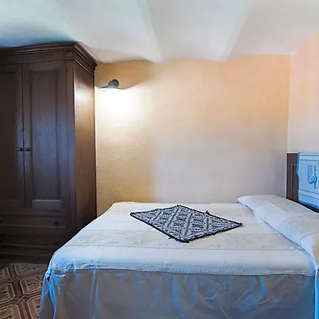Castello Malicas מלון 2*
