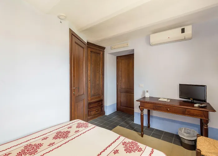 Отель Castello Malicas Гальтелли