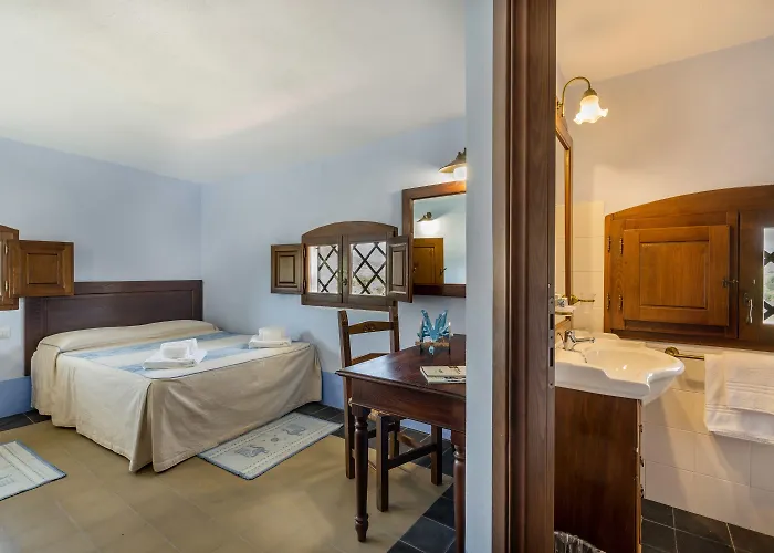 Castello Malicas Отель