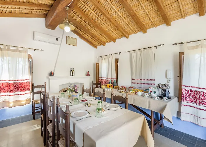 Castello Malicas Отель 2*