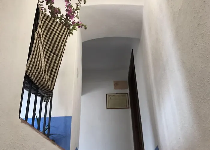 Castello Malicas Отель 2*