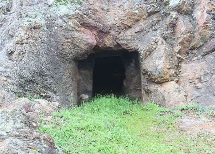 Castello Malicas Отель 2*