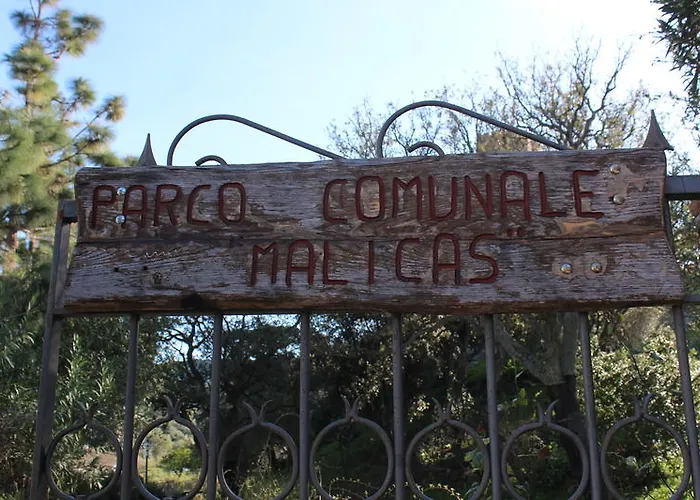 Отель Castello Malicas Гальтелли